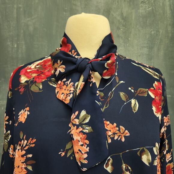 Lara Dress Size Large Bow Tie Neck Sheath Navy Floral Roll Tab Sleeve - Picture 4 of 10